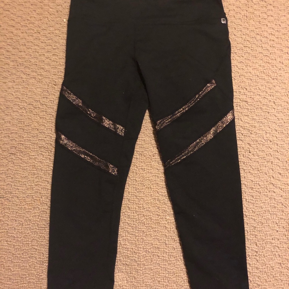 black fabletics leggings